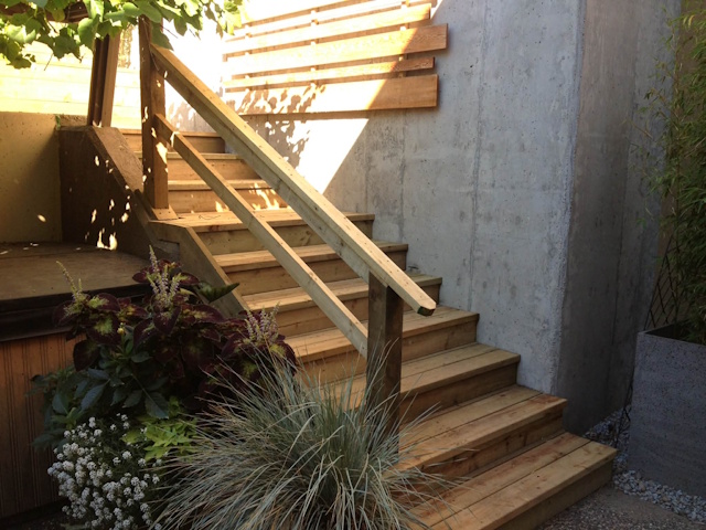 A fencing installation done by West Coast Fencing, displayed as a work sample.